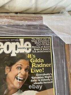 Gilda Radner JSA Coa Signed 8x10 Cover Photo Autograph With FRAME